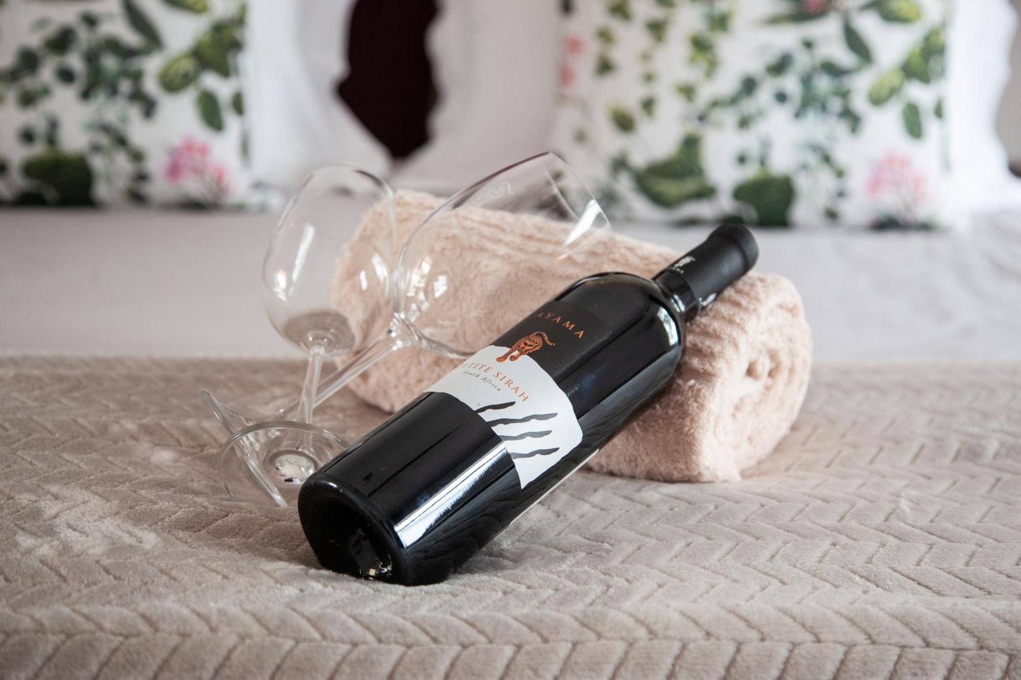 Bed and Breakfast Ayama Wine Farm - Manor House Wellington Esterno foto